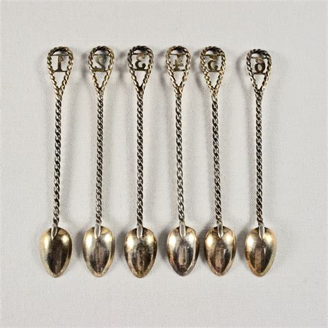 bonus twist spoon